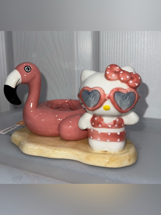 Blue Sky Clayworks Other - Hello Kitty Flamingo tea light holder